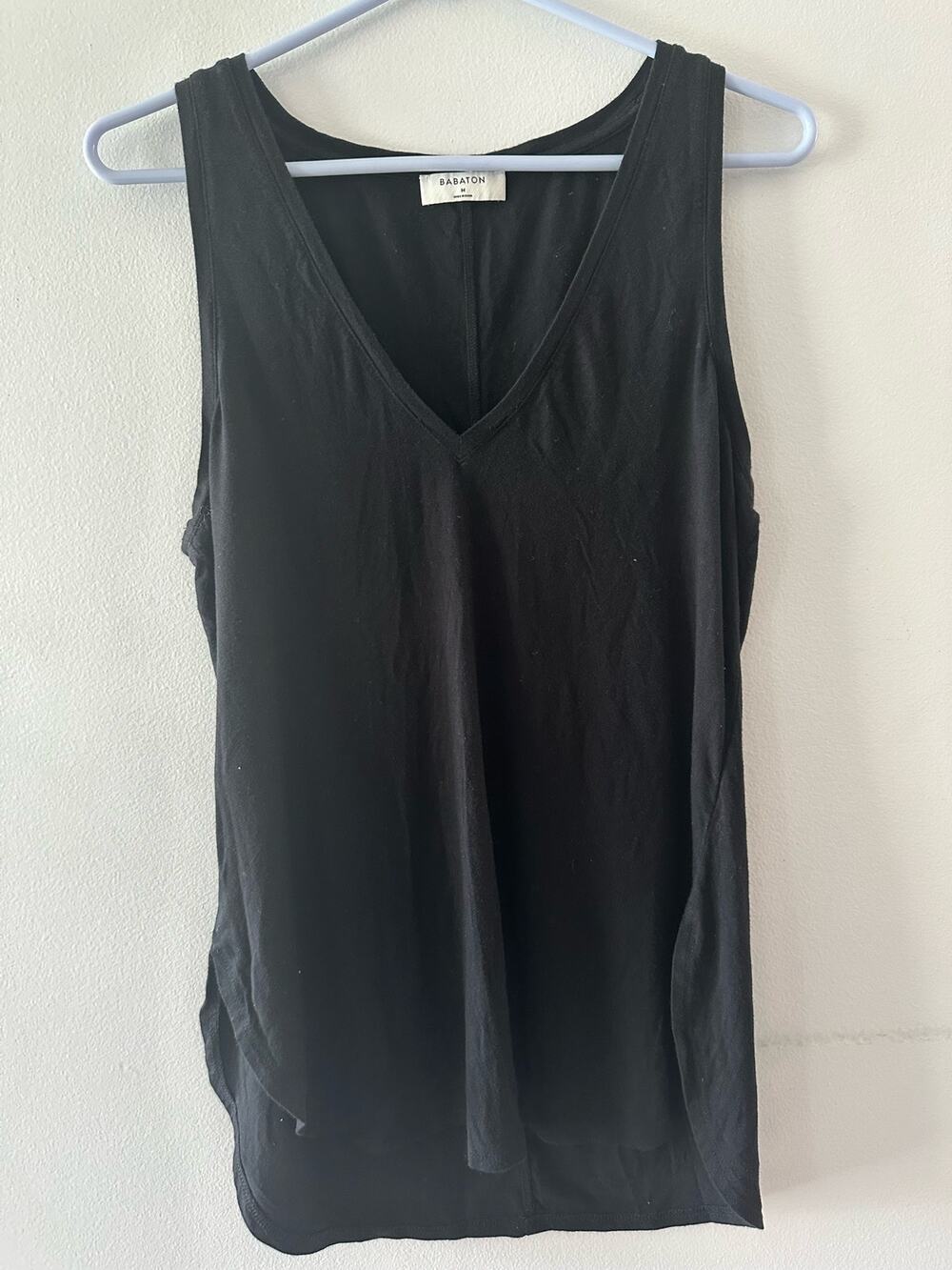 Babaton Aritzia Top Women's Medium Black Zayn Tank V-neck Minimalist Summer